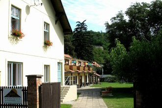 Penzion Relax - rodinn� penzion, 2-5 ti l��kov� studia a apartm�, vlastn� kuchy�ky a koupelny s WC. 
